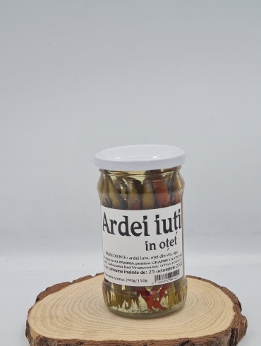 Ardei iuti in otet 